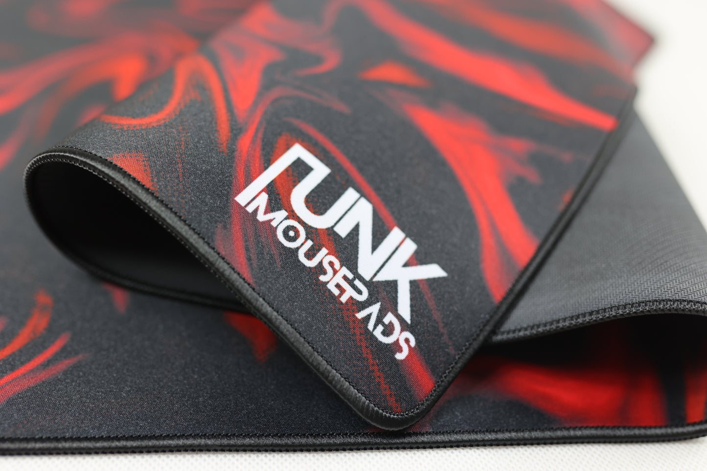 Mousepad Liquid Black&Red